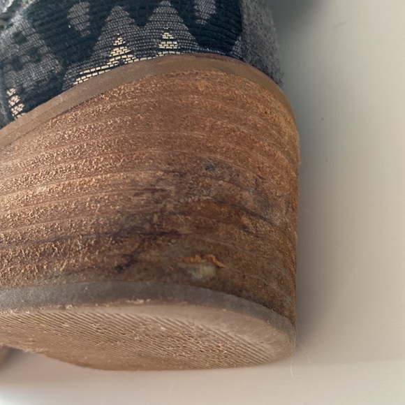 Toms Womens Boots - Picture 4 of 6